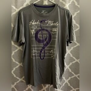 Kobe Bryant Nike Tshirt Size Large